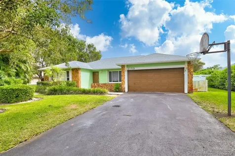 2153 NW 108th Avenue Coral Springs FL 33071