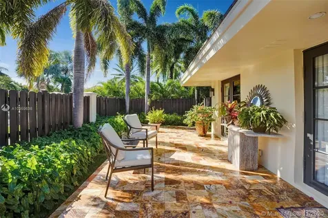2861 NE 23rd Street Fort Lauderdale FL 33305