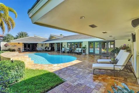 2861 NE 23rd Street Fort Lauderdale FL 33305