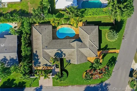 2861 NE 23rd Street Fort Lauderdale FL 33305
