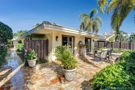 2861 NE 23rd Street Fort Lauderdale FL 33305
