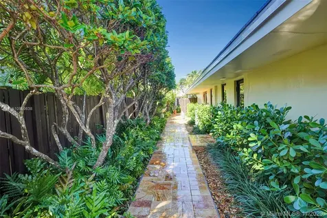2861 NE 23rd Street Fort Lauderdale FL 33305