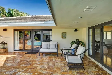 2861 NE 23rd Street Fort Lauderdale FL 33305