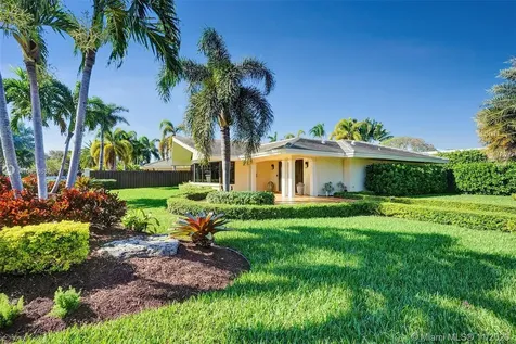 2861 NE 23rd Street Fort Lauderdale FL 33305
