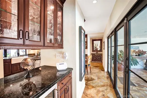 2861 NE 23rd Street Fort Lauderdale FL 33305