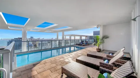 3737 Collins Avenue Miami Beach FL 33140
