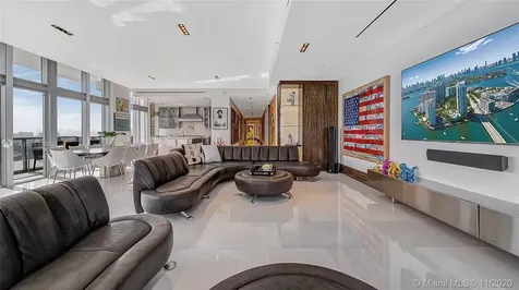 3737 Collins Avenue Miami Beach FL 33140