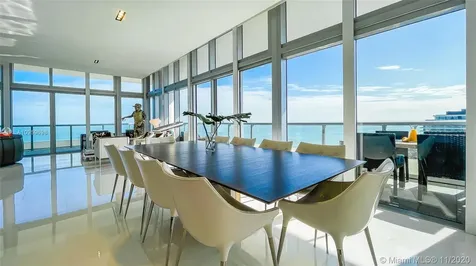 3737 Collins Avenue Miami Beach FL 33140