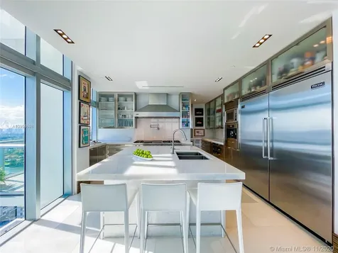 3737 Collins Avenue Miami Beach FL 33140