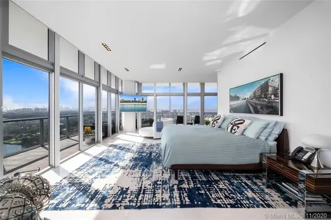 3737 Collins Avenue Miami Beach FL 33140
