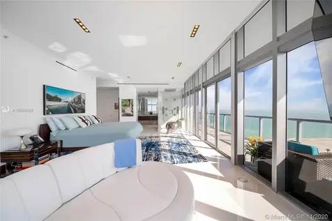 3737 Collins Avenue Miami Beach FL 33140