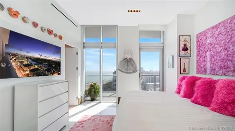 3737 Collins Avenue Miami Beach FL 33140