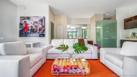 3737 Collins Avenue Miami Beach FL 33140