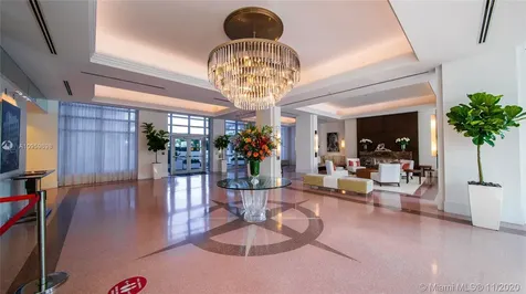 3737 Collins Avenue Miami Beach FL 33140