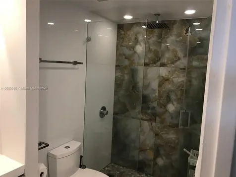 100 Lincoln Road Miami Beach FL 33139