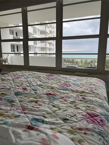 100 Lincoln Road Miami Beach FL 33139