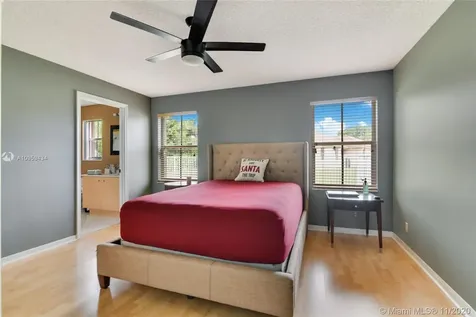 1909 Andromeda Lane Weston FL 33327