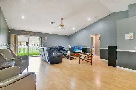 1909 Andromeda Lane Weston FL 33327