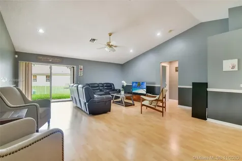 1909 Andromeda Lane Weston FL 33327