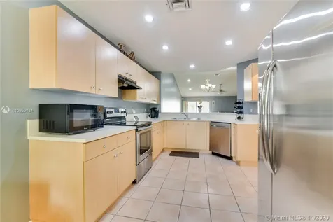 1909 Andromeda Lane Weston FL 33327