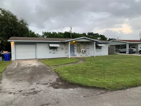 6461 Grant Street Hollywood FL 33024