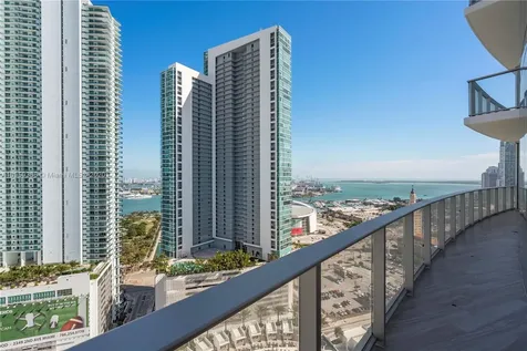 851 NE 1st Avenue Miami FL 33132