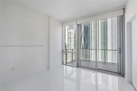 851 NE 1st Avenue Miami FL 33132
