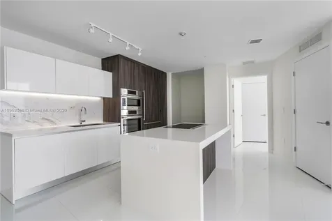 851 NE 1st Avenue Miami FL 33132