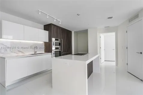 851 NE 1st Avenue Miami FL 33132
