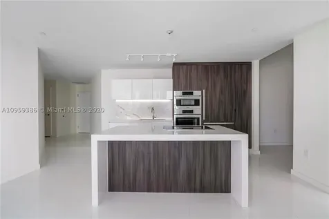 851 NE 1st Avenue Miami FL 33132
