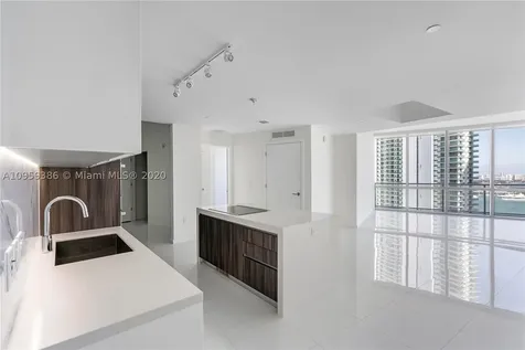851 NE 1st Avenue Miami FL 33132