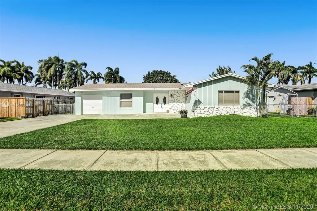 20310 Bel Aire Drive Cutler Bay FL 33189