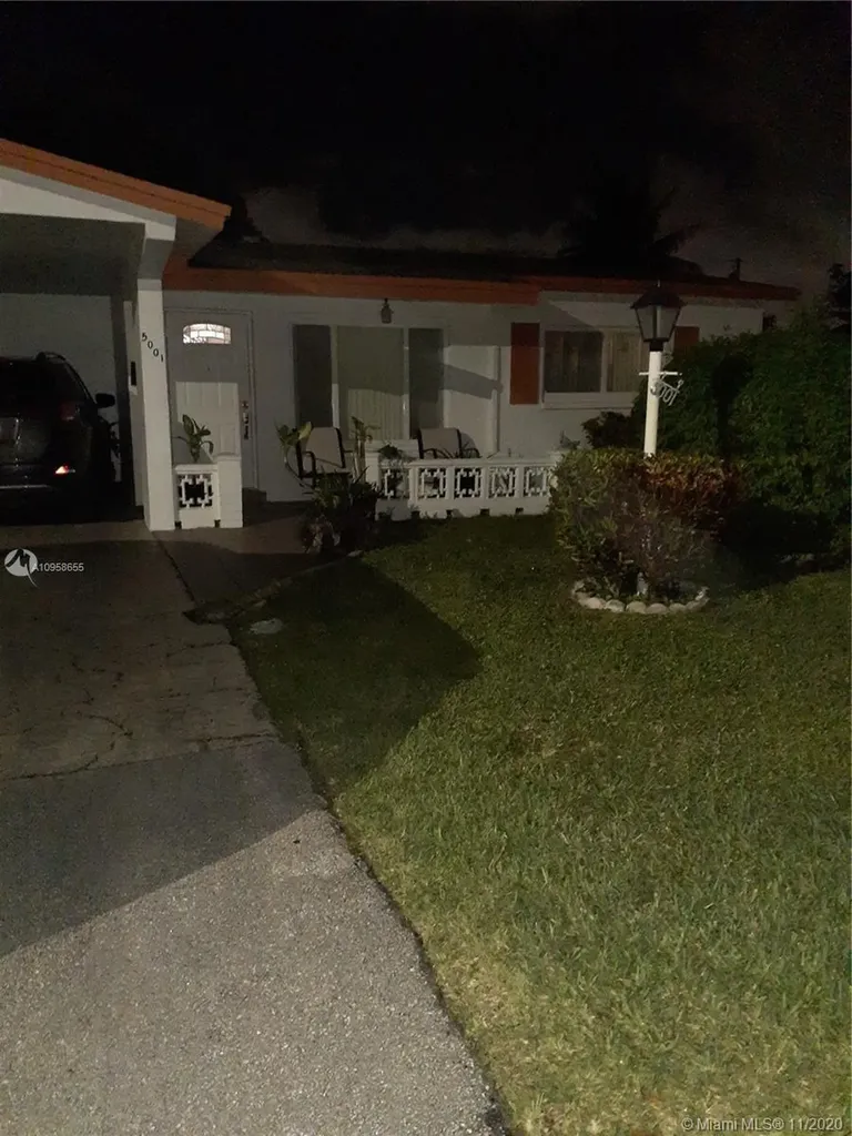 5001 NW 42nd Street Lauderdale Lakes FL 33319