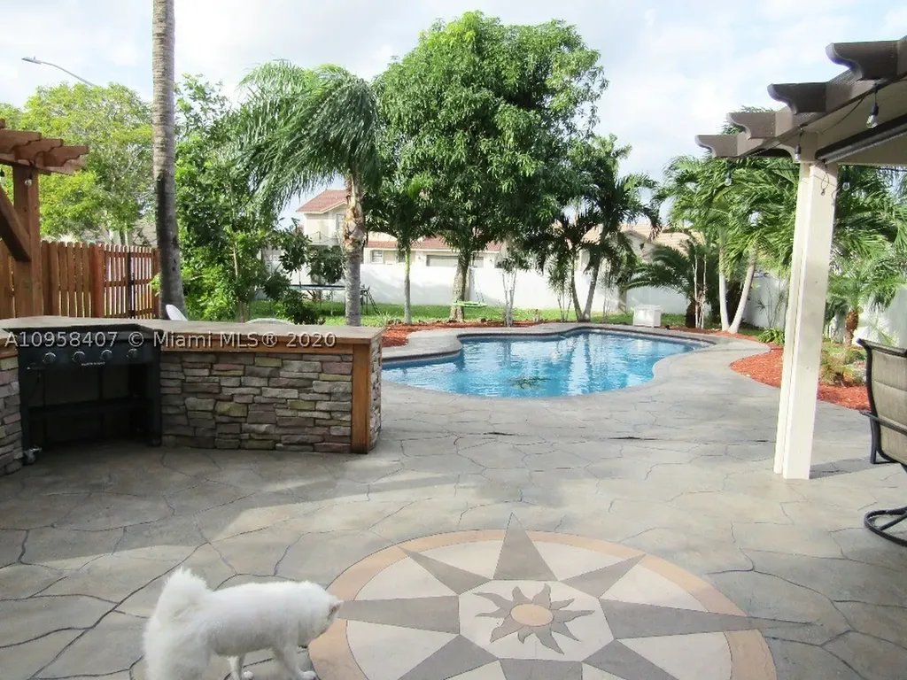 14941 SW 70th Place Davie FL 33331