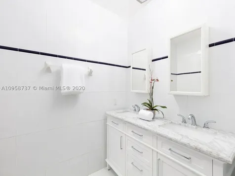 95 W Sunrise Avenue Coral Gables FL 33133