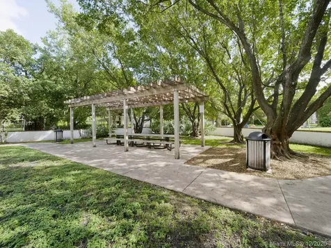 95 W Sunrise Avenue Coral Gables FL 33133