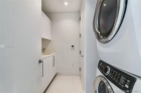 15701 Collins Avenue Sunny Isles Beach FL 33160