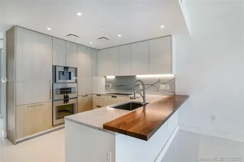 15701 Collins Avenue Sunny Isles Beach FL 33160