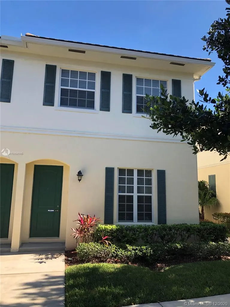 713 SW 1st Terrace Pompano Beach FL 33060