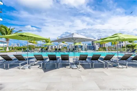 2960 NE 207th Street Aventura FL 33180