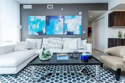 2960 NE 207th Street Aventura FL 33180