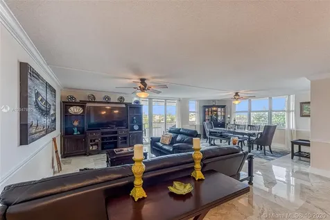 1150 Hillsboro Mile Hillsboro Beach FL 33062