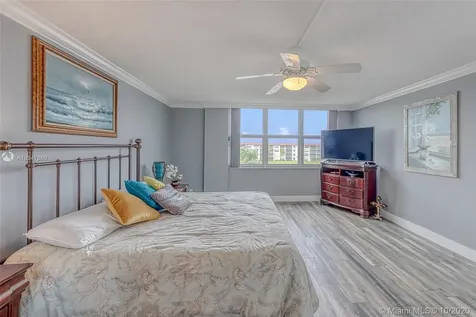 1150 Hillsboro Mile Hillsboro Beach FL 33062