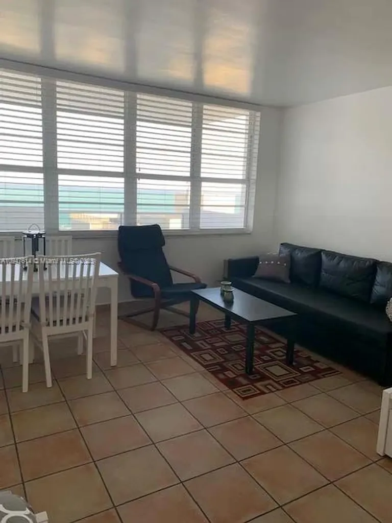 100 Lincoln Road Miami Beach FL 33139