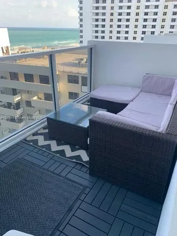 100 Lincoln Road Miami Beach FL 33139