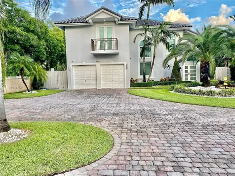 9335 SW 98th Avenue Miami FL 33176