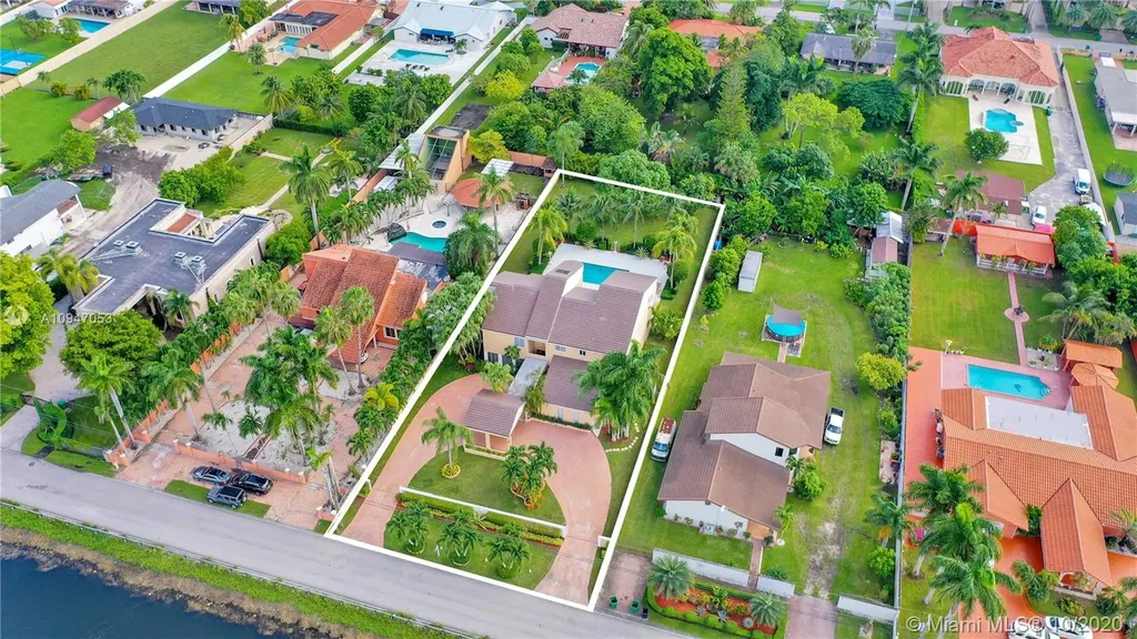 3245 SW 132nd Avenue Miami FL 33175