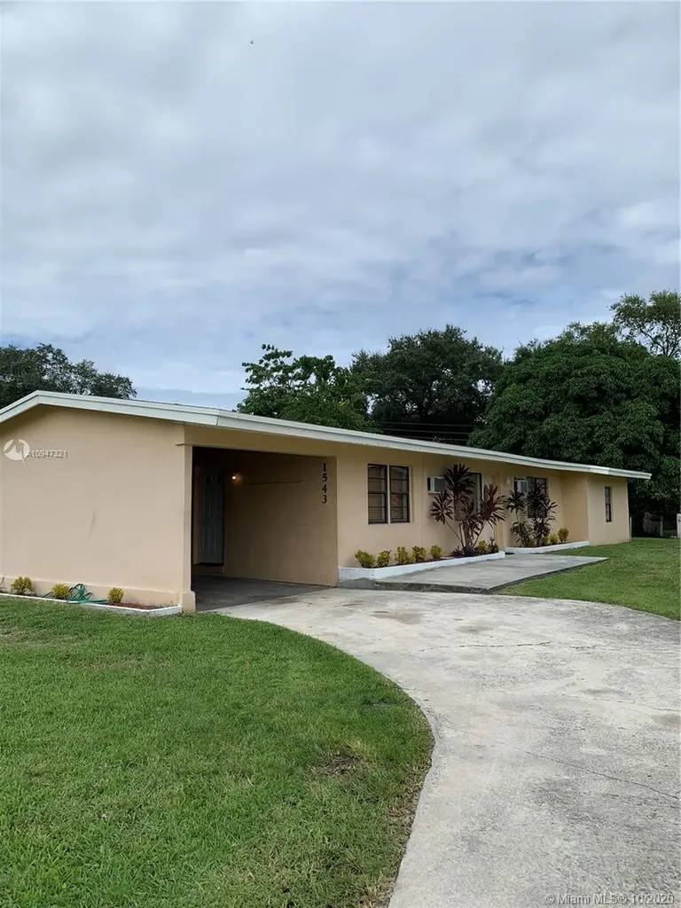1543 NE 148th Street Miami FL 33161