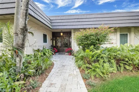 9800 SW 92nd Avenue Miami FL 33176