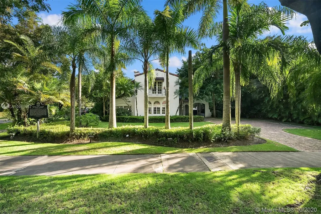 1302 Alhambra Circle Coral Gables FL 33134